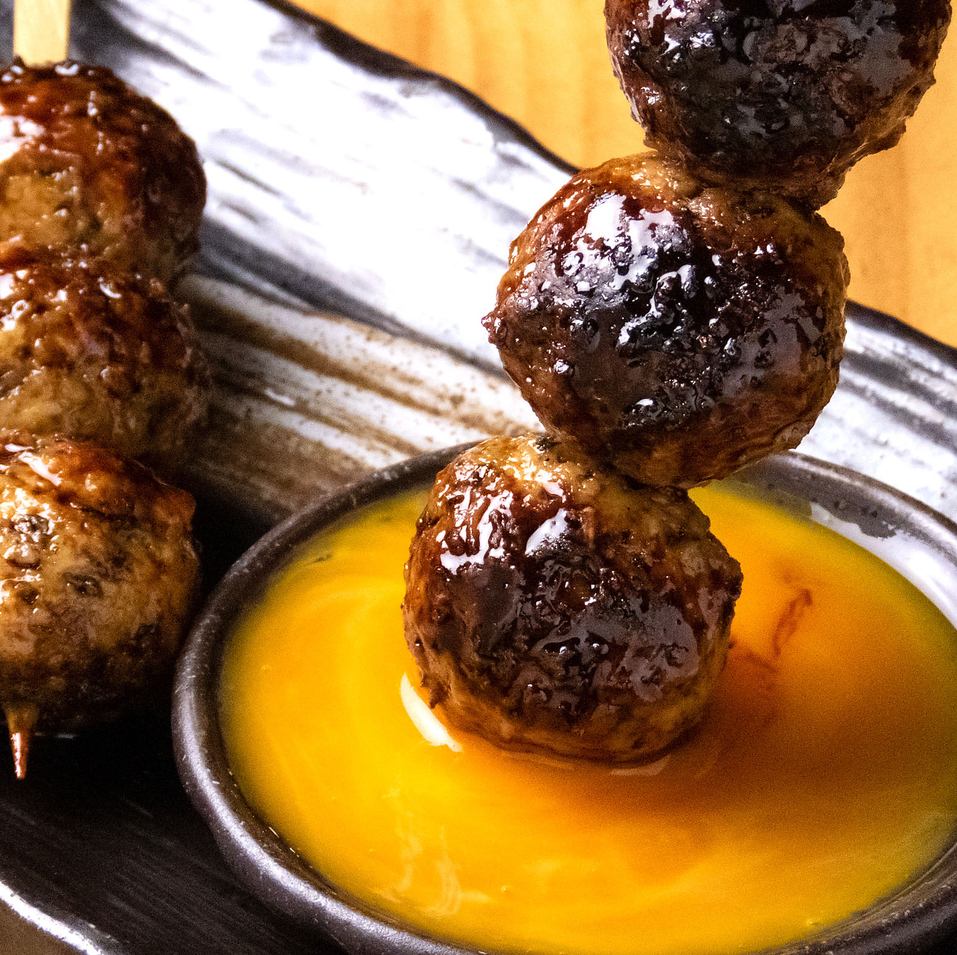 Morning squeezed Tsukuba Takumi chicken yakitori! [Tsukimi Tsukune] attached to eggs is recommended ◎