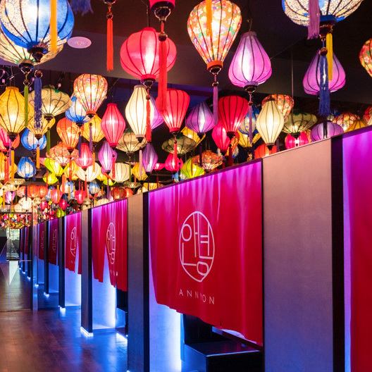 [Private room / VIP room] All seats are completely private rooms ♪ First, you will be greeted by neon lights and lanterns ♪ In the center of Ryukawa, it is a fashionable and cute space with the image of Korean neon lights ★ Hiroshima's best SNS spot ♪