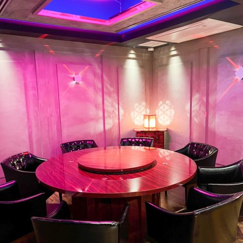 Completely private room with VIP specifications ♪ All seats are tablet orders at the table, so you can enjoy your meal in a completely private space!