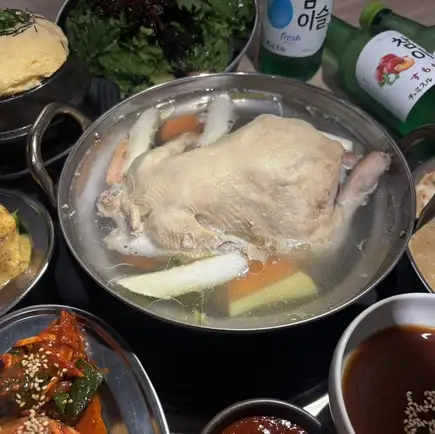 【忘年会・新年会コース】タッカンマリ鍋と美活料理の7品コース【120分飲み放題付】
