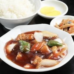 Sweet and sour pork set meal