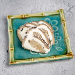 烟熏腌萝卜和奶油奶酪