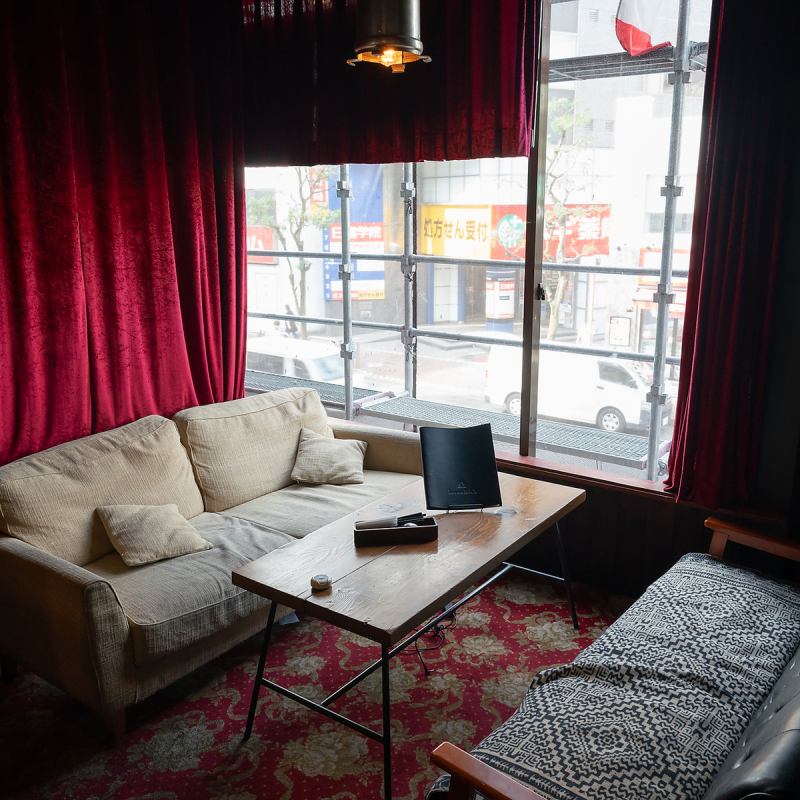 お席 | ラヴァーズロック Lovers ROCK 町田店