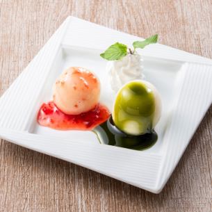 Mini Yukimi Daifuku ~Matcha & Strawberry~