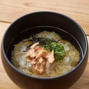 お茶漬け （鮭 / 明太子 / 梅）　　各