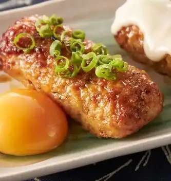 Chicken meatballs with egg yolk