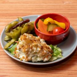 Assorted appetizers (3 types)