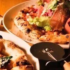 【人気のピザ食べ放題】石窯で焼くマルゲリータ含む5種類ピッツァ食べ放題2H【飲放】付