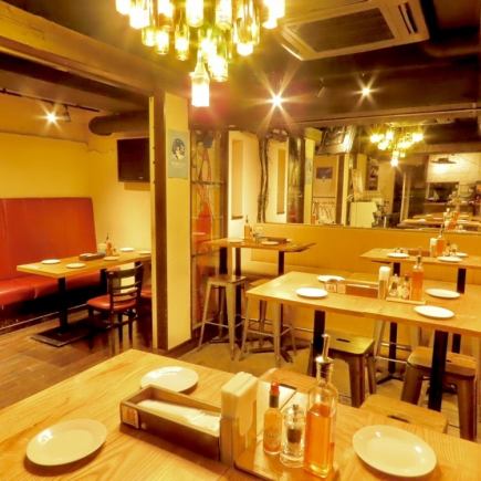 【21時以降限定！】　選べるピザ含むお料理4品＋2時間飲み放題付き　3500円