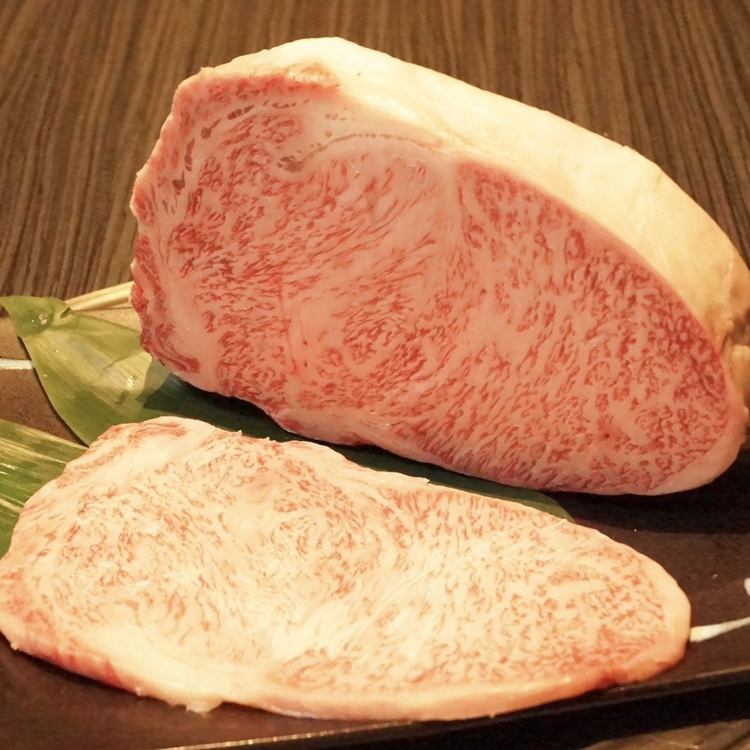最好的宮崎牛肉和夢幻般的尾崎牛肉。獎勵/週年紀念/款待。