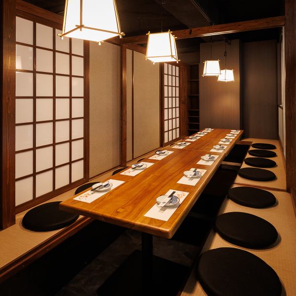 We have large, medium and small private rooms available to cater for a variety of occasions! A Japanese-style private room with an atmosphere that will help you forget the hustle and bustle of the city.It helps to relieve your daily fatigue.