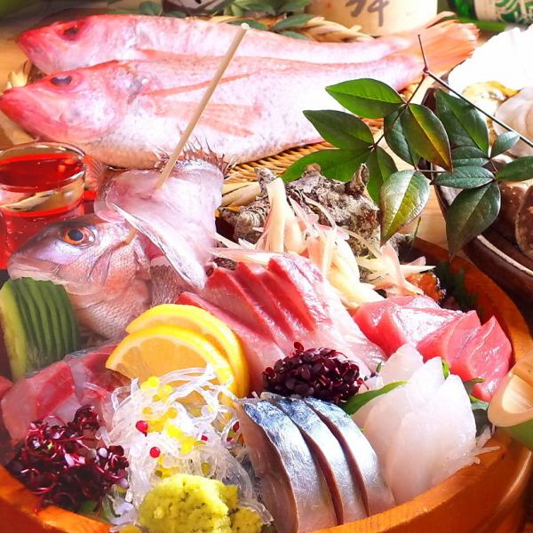 Assorted seasonal Sea of Japan sashimi from 1,980 JPY (incl. tax) per person