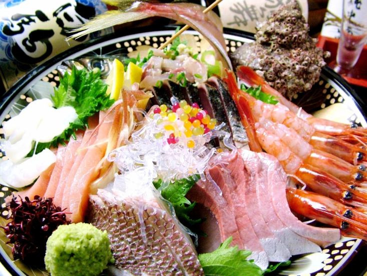 鱼很好吃！我们以它的新鲜度而自豪！Gotsuo的无限畅饮套餐5,000日元起