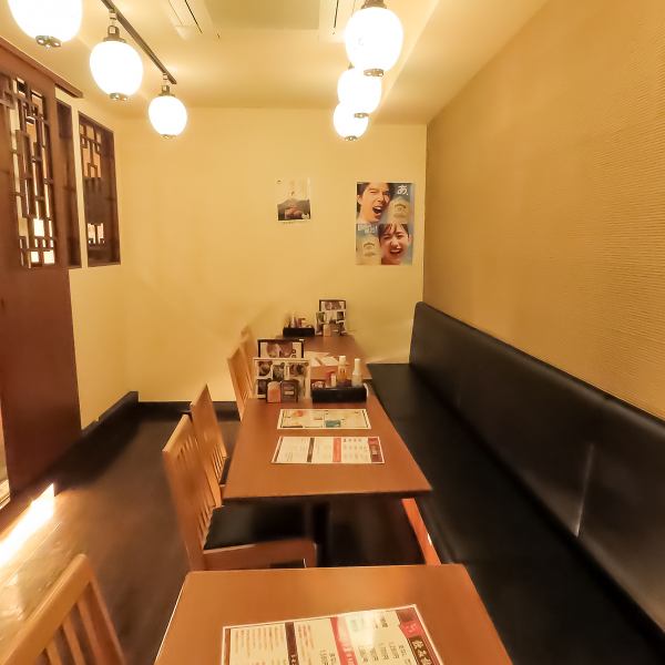【個室&店舗貸切OK!】人数に合わせた貸切を承っております。10~18名様の個室貸切は即予約OK。また、40~70名様の店舗貸切は、お電話かリクエスト予約にて対応いたします。大規模宴会向けの多彩なコースメニューもご用意しておりますので、ご予算や人数などお気軽にご相談ください。