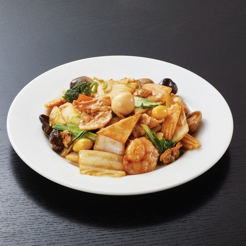 飲み放題付きのお得な宴会コースは3種類ご用意しております！