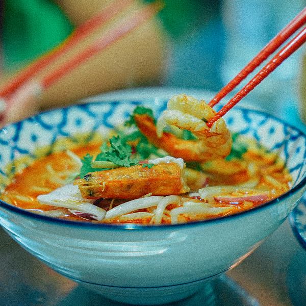 カオサン有名屋台「メム・トムヤムクン」再現のトムヤムクンラーメン!!