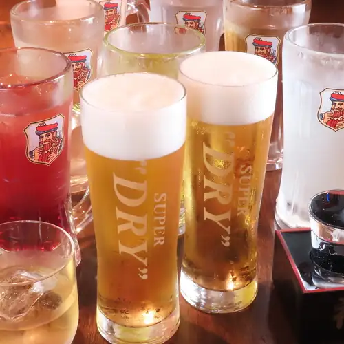 無限暢飲，多種飲品任你選擇，讓你的派對更加熱鬧。