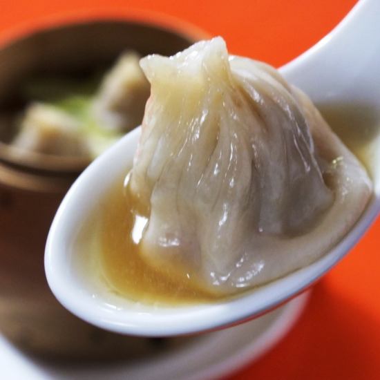 お仕事帰りにさくっと食べてさくっと飲んでさくっと帰れます♪