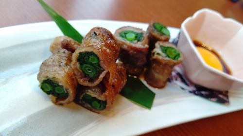 Hachiman-maki with garland chrysanthemum and beef ribs