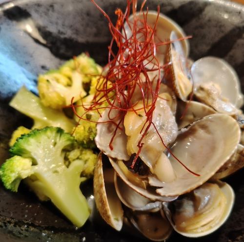 あさりとブロッコリーのガーリックバター蒸し