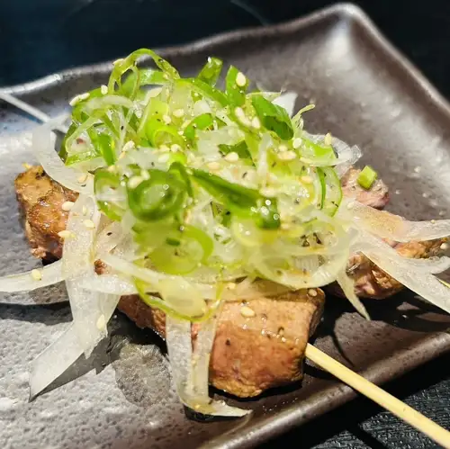 レバのねぎまみれ2本入