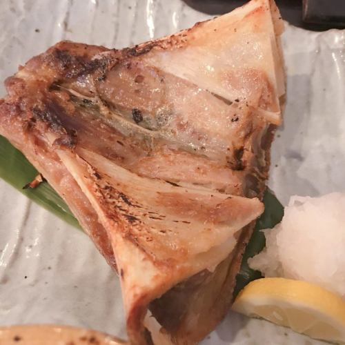 ◆ Rare cut: grilled tuna jaw meat with salt