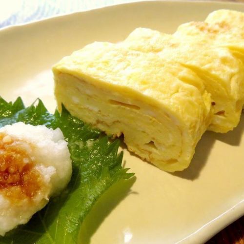 ◆ Homemade thick omelet topped with grated daikon radish