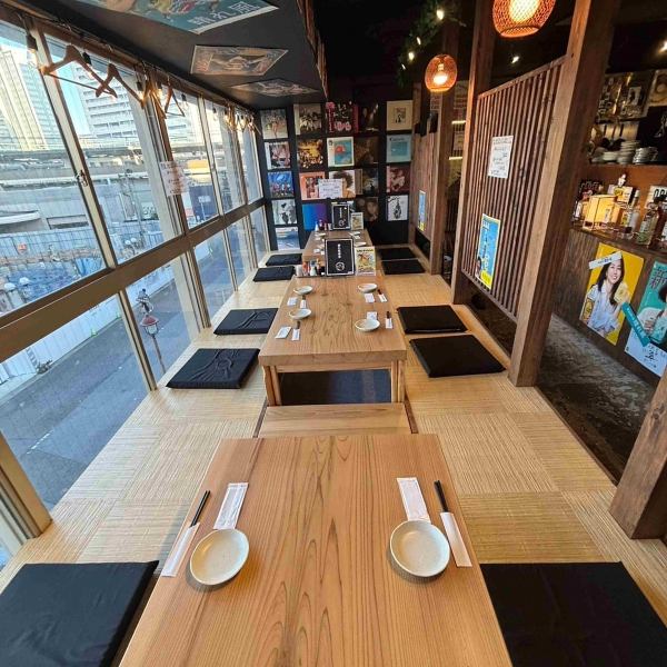 【団体様のご宴会にも◎】4名様までご利用いただけるお座敷を2席ご用意いたしております。ごゆっくりとご宴会をお楽しみいただくのに最高のお席です。また当店はお子様のご来店も大歓迎ですので、子供連れのママ会などにも是非ご利用ください。