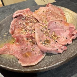 ぶたタン（塩・タレ）