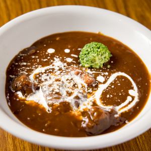 牛たんシチュー