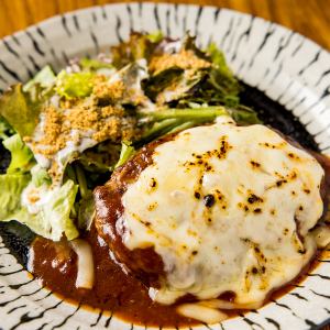 牛たんハンバーグ