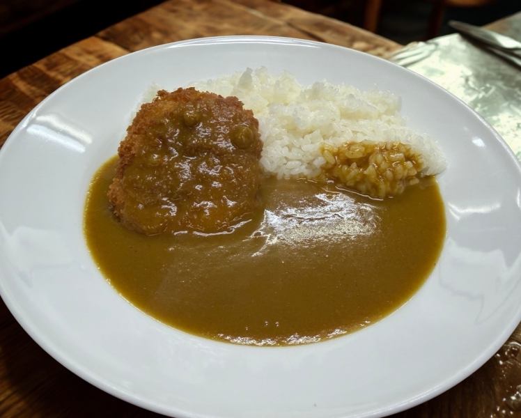 【リピート必至】実家の味を再現した懐かしのカレー＆秘伝タレの絶品唐揚げ