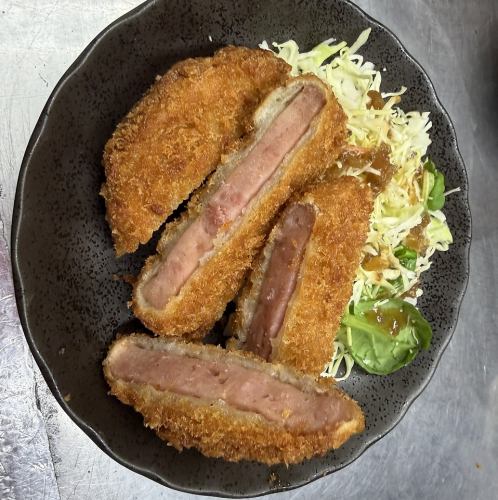 厚切りハムカツ