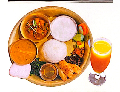 【豪華なネパール伝統定食】チキンタカリセット