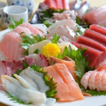 【150分飲み放題付】全9品漁港直送鮮魚5点盛りや仙台名物牛タンが楽しめる「特選八戸コース」