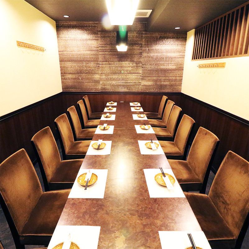 It is a popular point unique to our shop that there is a private room that can accommodate up to 80 people ♪