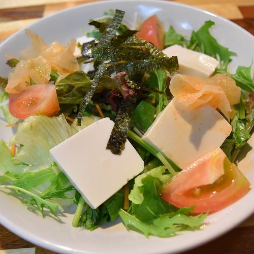 豆腐サラダ