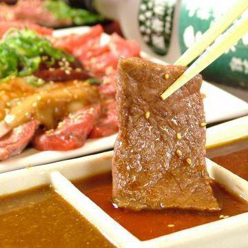 なんと90種類のメガ焼肉!!食べ飲み放題で女性3400円男性3600円！