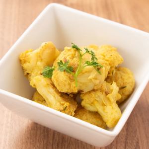 Stir-fried cauliflower curry