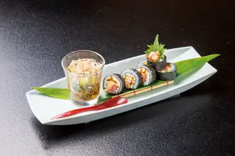 イカ納豆のつまみ巻き～山形だし添え～