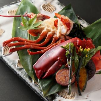 <Genji Course> with half lobster and two kinds of Japanese black beef, 7 dishes total, 16,000 yen (tax included)