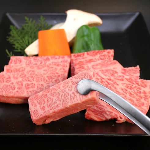 More than 80 types of menu available ◎All-you-can-eat yakiniku from 3,300 yen (tax included)♪