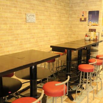 【Six people table x 1 table】 Available for 3 to 6 people.It can be used for up to 10 people attached to a table for 4 people.