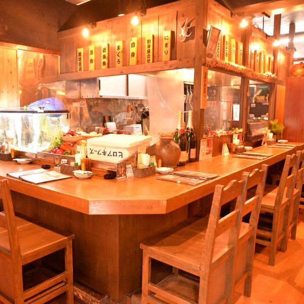 There are 10 seats in the counter seat that you can enjoy without worrying from one person.The yakitori which can be seen from the counter is a duck ☆ where alcohol will progress as much as it has a fragrant smell of skewers