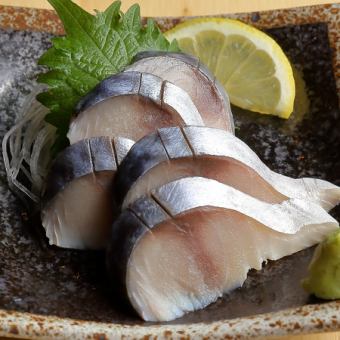 醃漬鯖魚刺身