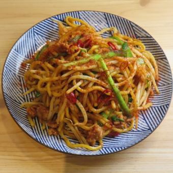 炒麵配小菜（紅）