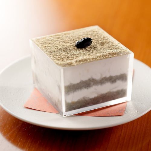 Black bean tea tiramisu