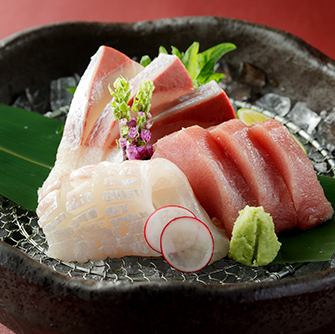 鮮魚のお造り三種盛り