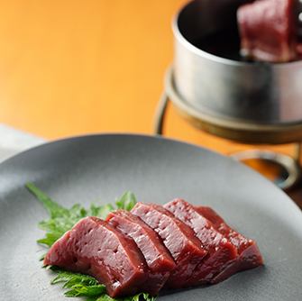 牛レバー　大香胡麻オイルフォンデュ