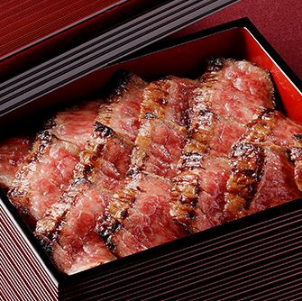 飛騨牛ビフテキ重